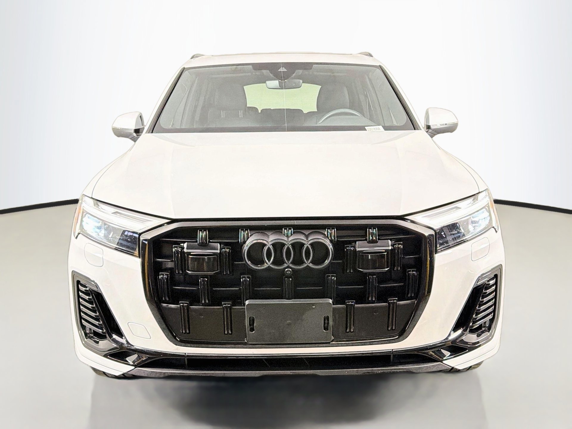 Used 2025 Audi Q7 3.0T Premium Plus w/ Premium Plus Package AWD/4WD image 2