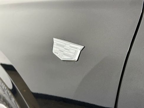 Used 2024 Cadillac XT6 Premium Luxury image 7