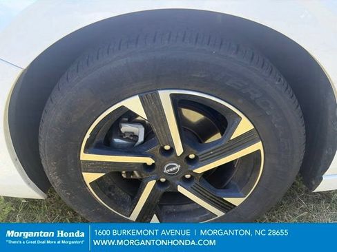 Used 2024 Nissan Sentra SV FWD image 12