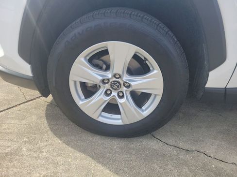 Certified 2019 Toyota RAV4 XLE image 12