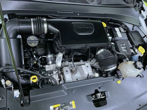 Used 2023 Jeep Compass Limited image 30