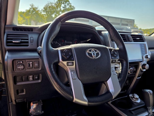 Used 2023 Toyota 4Runner SR5 Premium w/ Moonroof Package AWD/4WD image 11