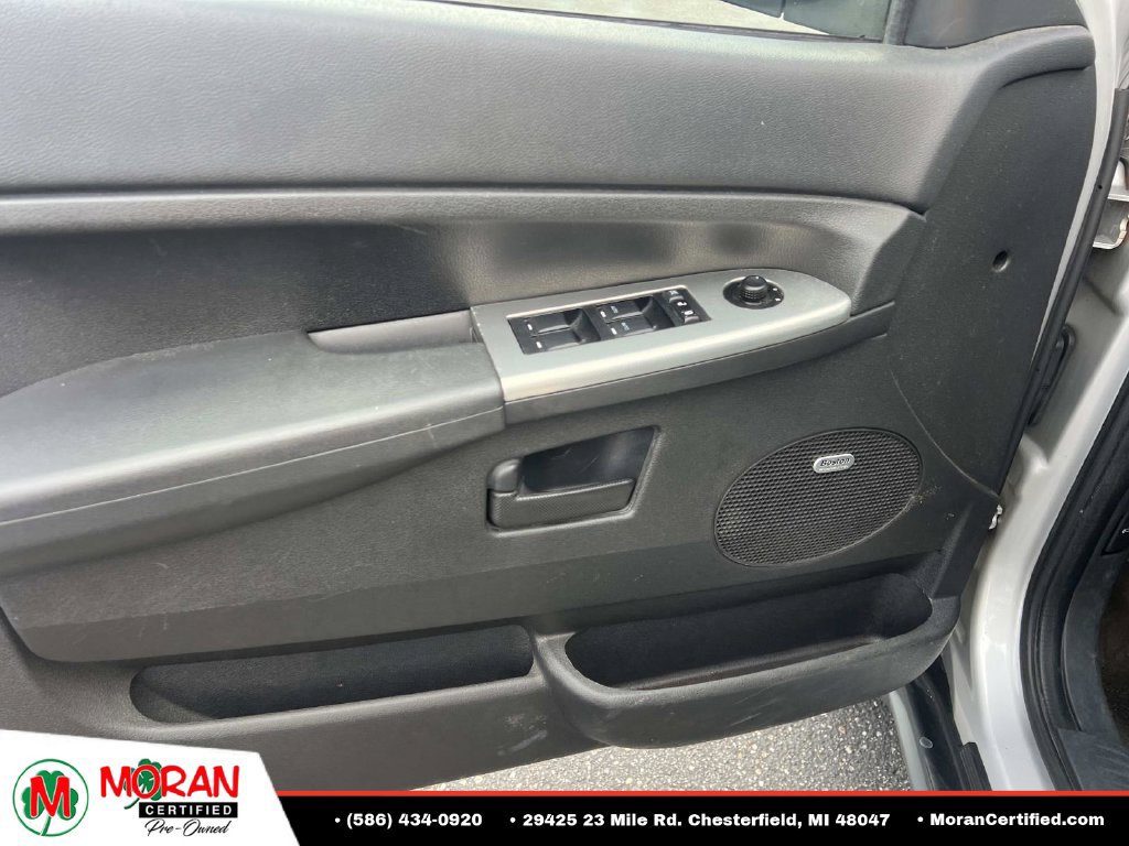 Used 2008 Jeep Grand Cherokee Laredo AWD/4WD image 14