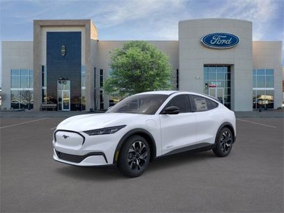 New 2025 Ford Mustang Mach-E Select w/ Comfort Package Lite