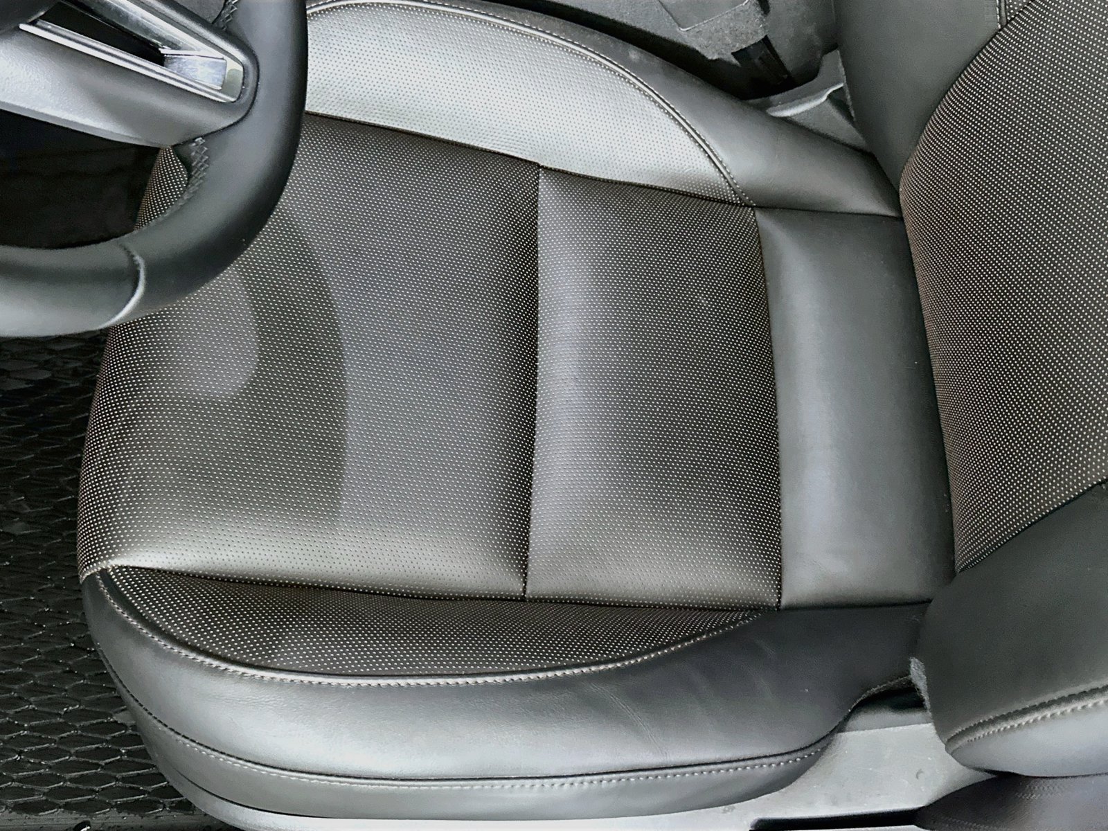 Certified 2026 MAZDA MAZDA3 2.5 S Hatchback w/ Premium Pkg FWD image 20