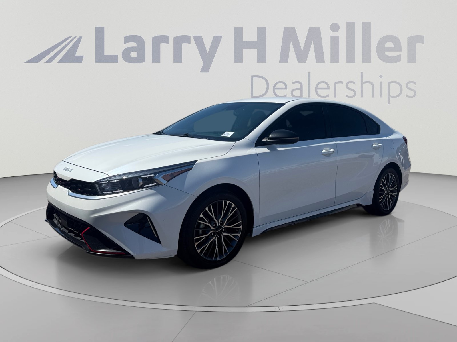 Used 2024 Kia Forte GT-Line FWD image 1
