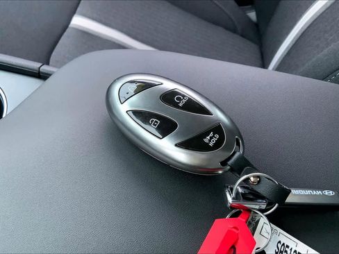 Used 2025 Hyundai Sonata SEL image 14