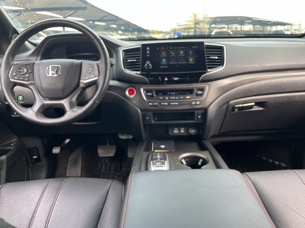 Certified 2025 Honda Passport TrailSport image 15