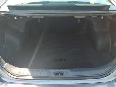 Used 2024 Nissan Altima 2.5 SR FWD image 21