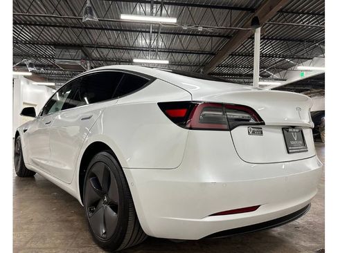 Used 2018 Tesla Model 3 Long Range image 16