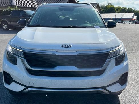 Used 2021 Kia Seltos S FWD image 2
