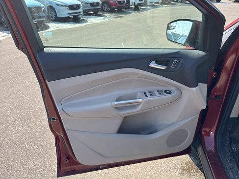 Used 2014 Ford Escape SE w/ Equipment Group 201A image 14