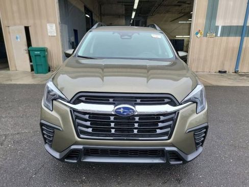 Used 2024 Subaru Ascent Premium w/ Convenience Package image 12