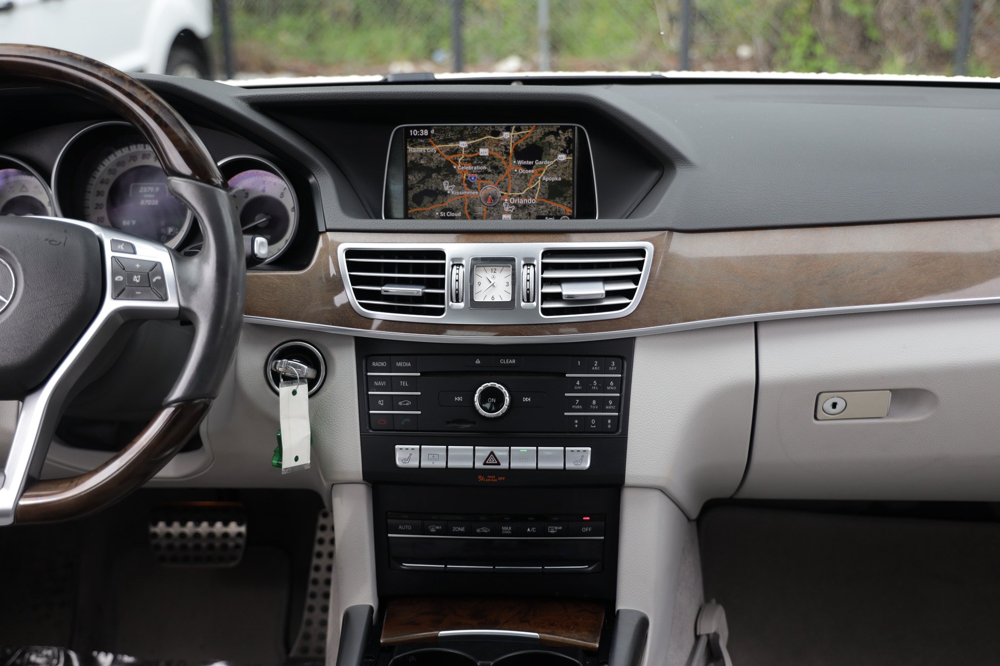 Used 2016 Mercedes-Benz E 350 Sedan w/ Premium Package image 41