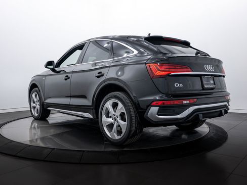 Certified 2025 Audi Q5 2.0T Premium Plus w/ Premium Plus Package image 5