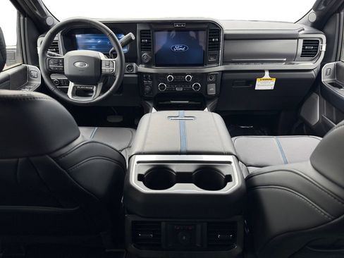 New 2025 Ford F350 Platinum w/ Tremor Off-Road Package AWD/4WD image 40