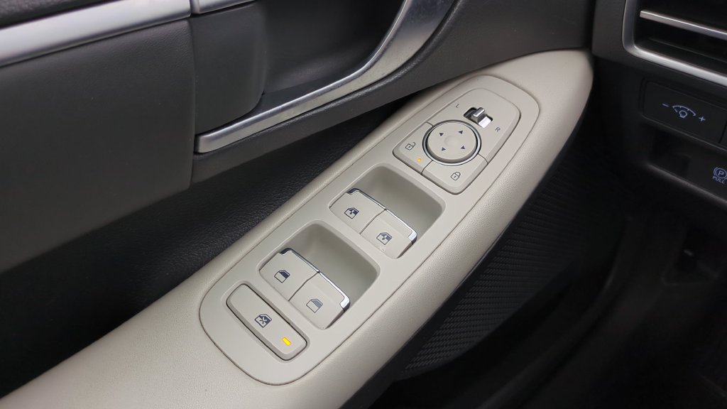 Used 2024 Hyundai Sonata SEL FWD image 18