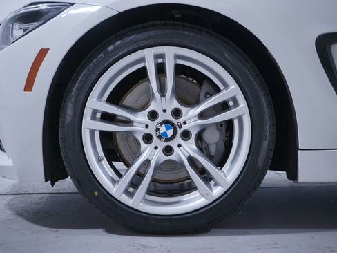 Used 2020 BMW 440i Coupe w/ M Sport Package image 2