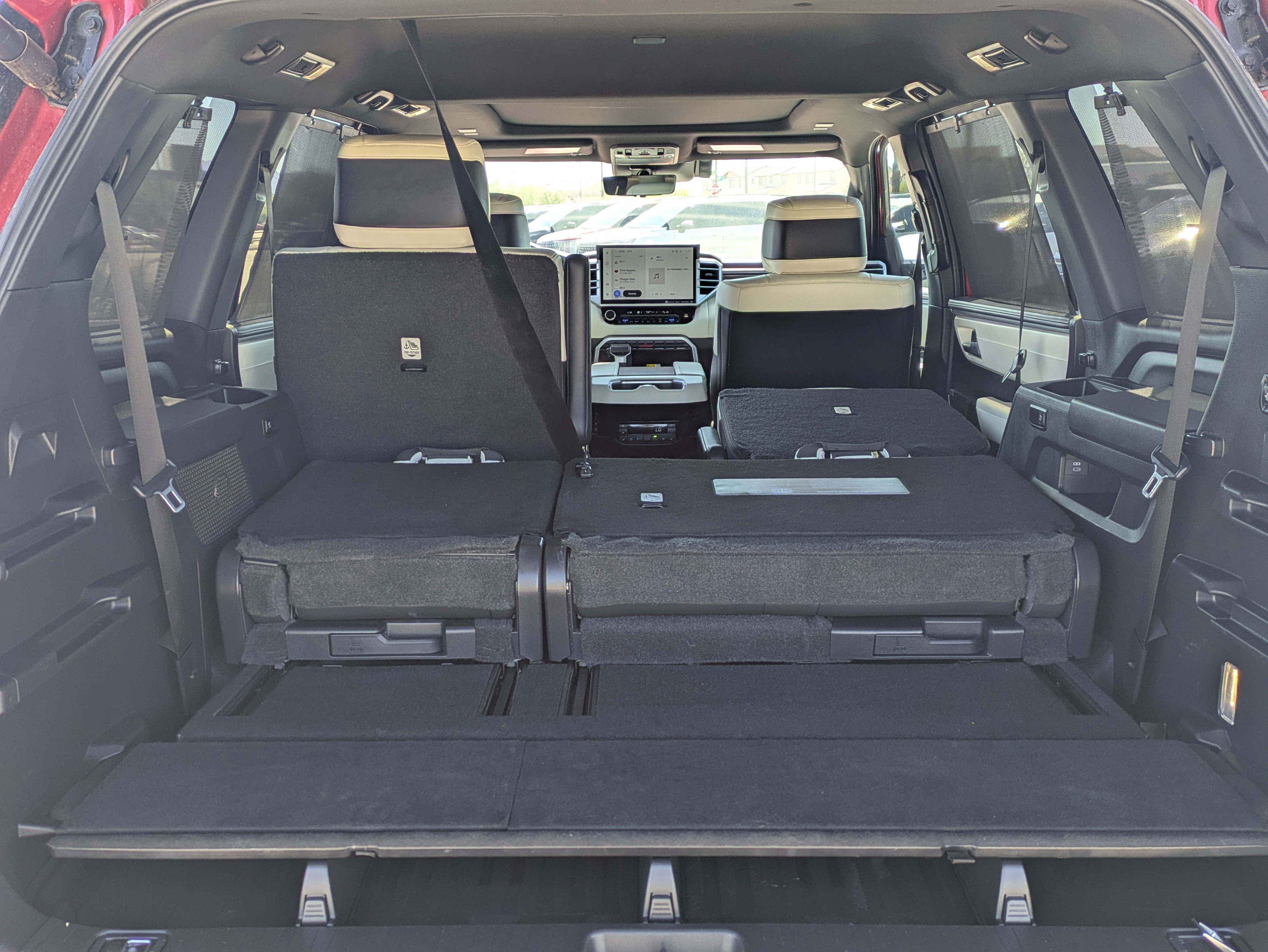 Used 2023 Toyota Sequoia Capstone AWD/4WD image 10
