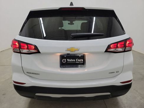 Used 2023 Chevrolet Equinox LT w/ Driver Convenience Package image 6