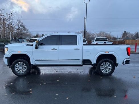Used 2024 GMC Sierra 2500 Denali Ultimate image 5