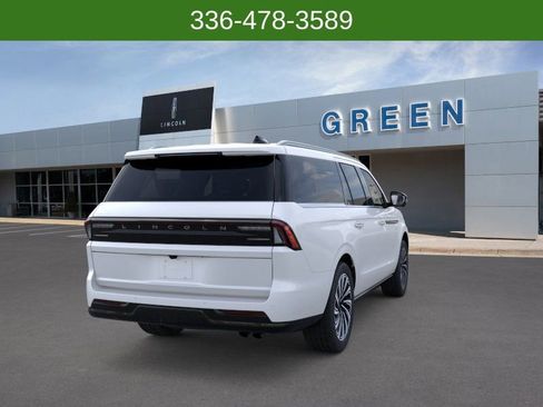 New 2026 Lincoln Navigator L Black Label AWD/4WD image 8
