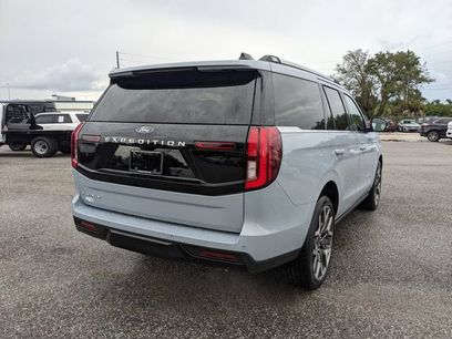 New 2027 Ford Expedition Platinum w/ Platinum Ultimate Package