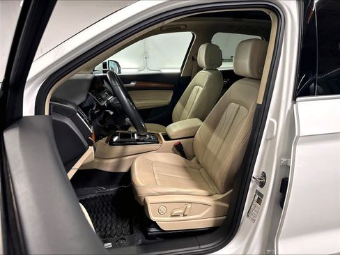 Used 2023 Audi Q5 2.0T Premium Plus w/ Premium Plus Package AWD/4WD image 26