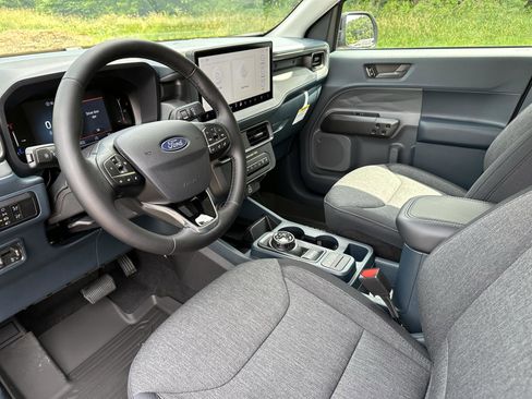 New 2025 Ford Maverick XLT w/ XLT Luxury Package image 30