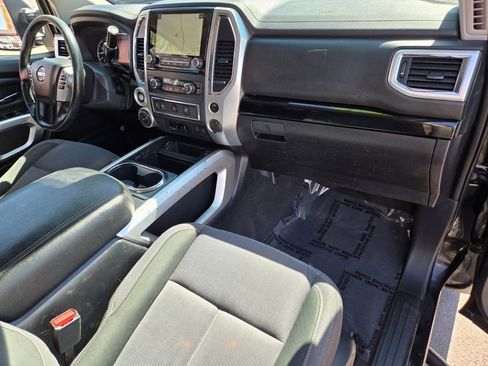 Used 2021 Nissan Titan SV w/ SV Convenience Package AWD/4WD image 20