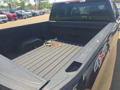 Used 2023 Chevrolet Silverado 1500 RST w/ Protection Package AWD/4WD image 6
