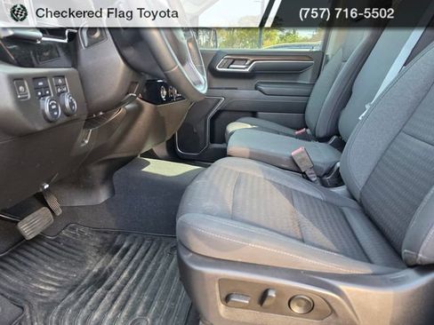 Used 2023 Chevrolet Silverado 1500 LT image 9