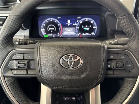 New 2025 Toyota Tacoma Trailhunter image 21