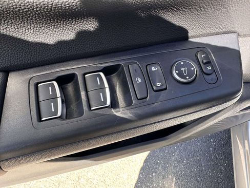 Certified 2026 Honda CR-V EX-L image 9
