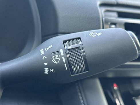 Used 2024 Lexus IS 500 image 33