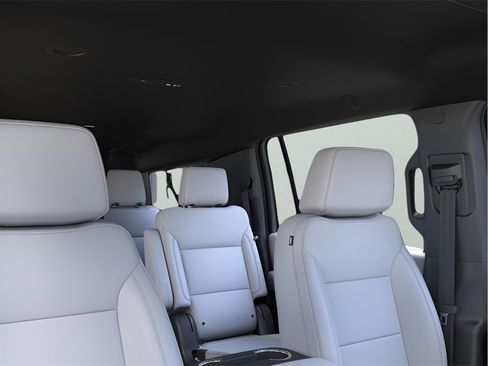 New 2025 Chevrolet Suburban Premier image 24