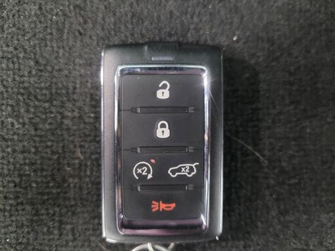 Used 2023 Jeep Grand Cherokee L Laredo w/ Luxury Tech Group I AWD/4WD image 32