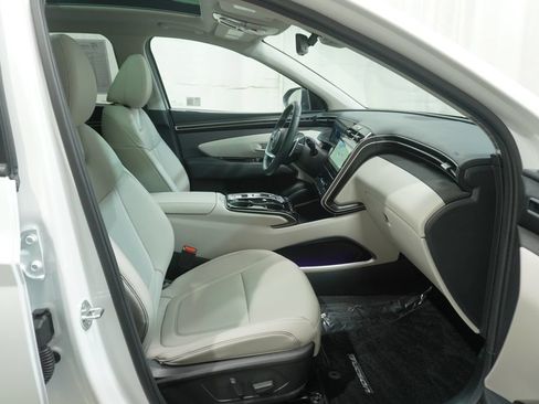 Used 2024 Hyundai Tucson Limited AWD/4WD image 13