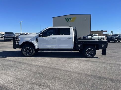 Used 2020 Ford F250 Lariat w/ Chrome Package image 8