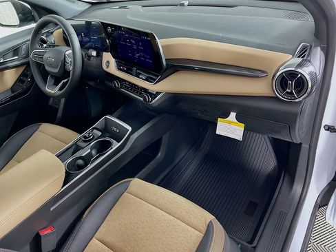 New 2026 Chevrolet Equinox ACTIV w/ Safety and Technology Package image 28