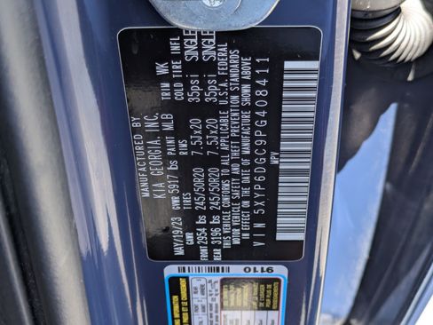 Used 2023 Kia Telluride S AWD/4WD image 35