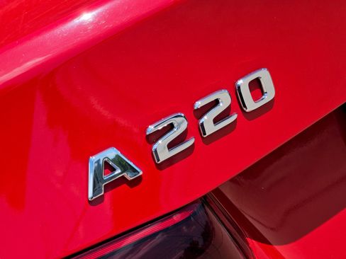 Used 2020 Mercedes-Benz A 220 image 31