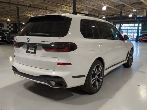 Used 2025 BMW X7 xDrive40i w/ M Sport Package image 7