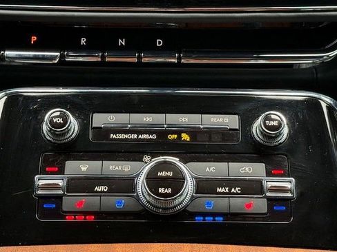 Used 2024 Lincoln Navigator Black Label AWD/4WD image 28
