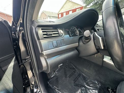 Used 2012 Toyota Camry SE FWD image 51