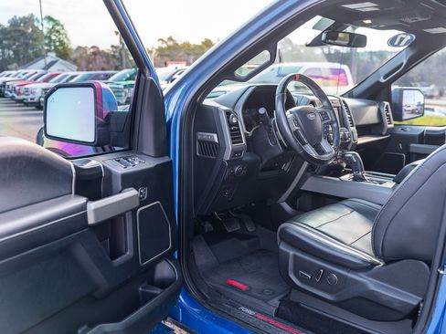 Used 2017 Ford F150 Raptor w/ Equipment Group 802A Luxury image 17