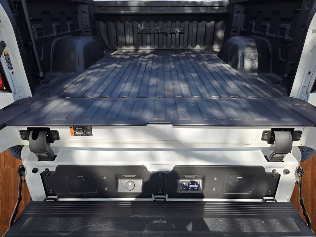 Used 2024 GMC Sierra 1500 AT4X AWD/4WD image 31