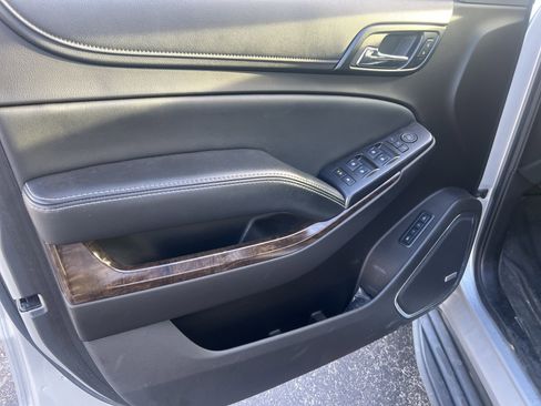 Used 2016 Chevrolet Tahoe LT image 8