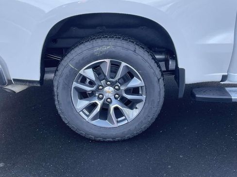 New 2026 Chevrolet Silverado 1500 LT w/ Safety Package AWD/4WD image 9