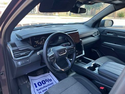 Certified 2025 GMC Acadia Elevation FWD image 13